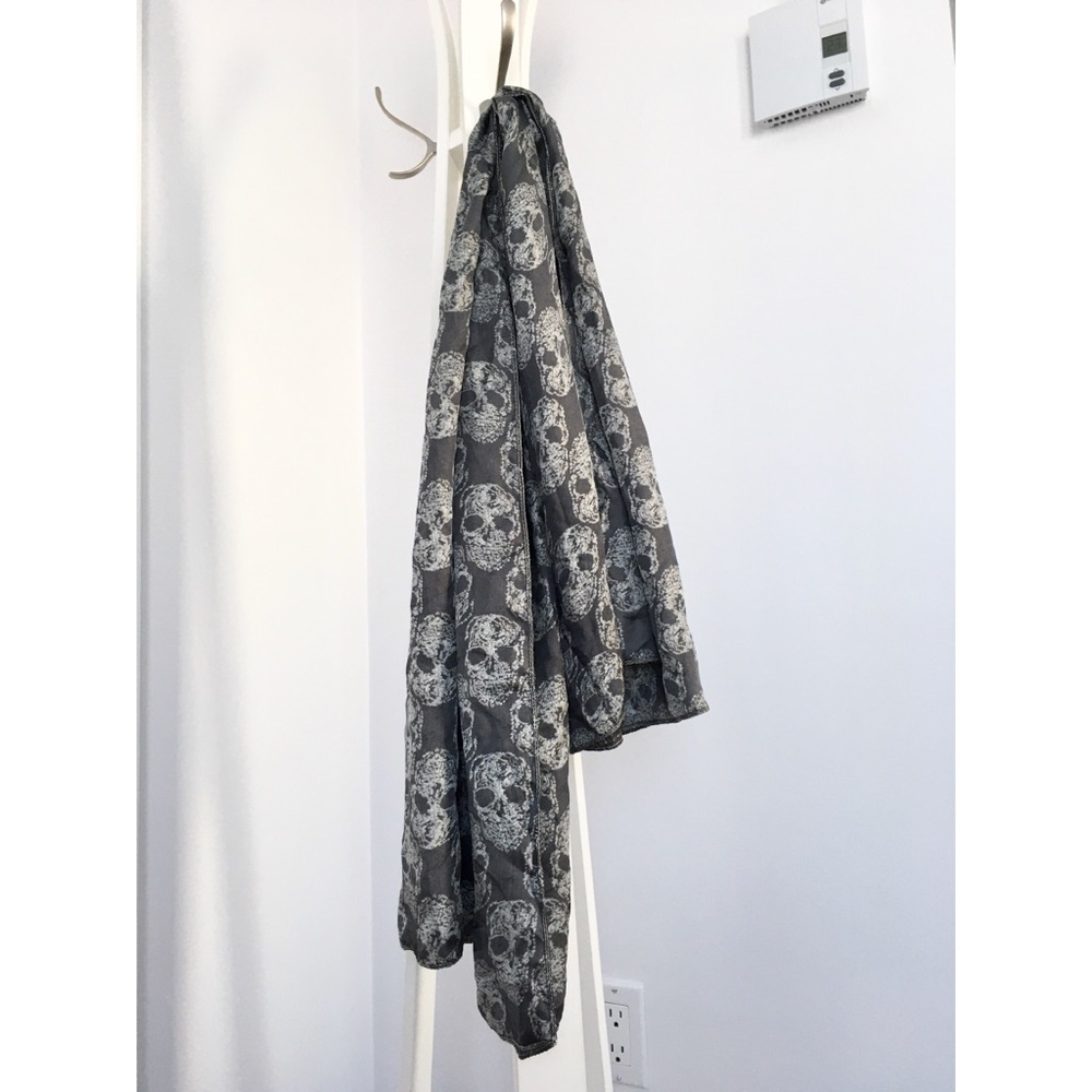 Scarf - 100% silk from India